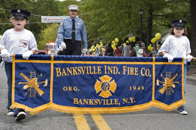 9/28/08 - Chief Watson and his twin girs, Kiley and Casey, at the PRFD 75th Anniversary Parade
